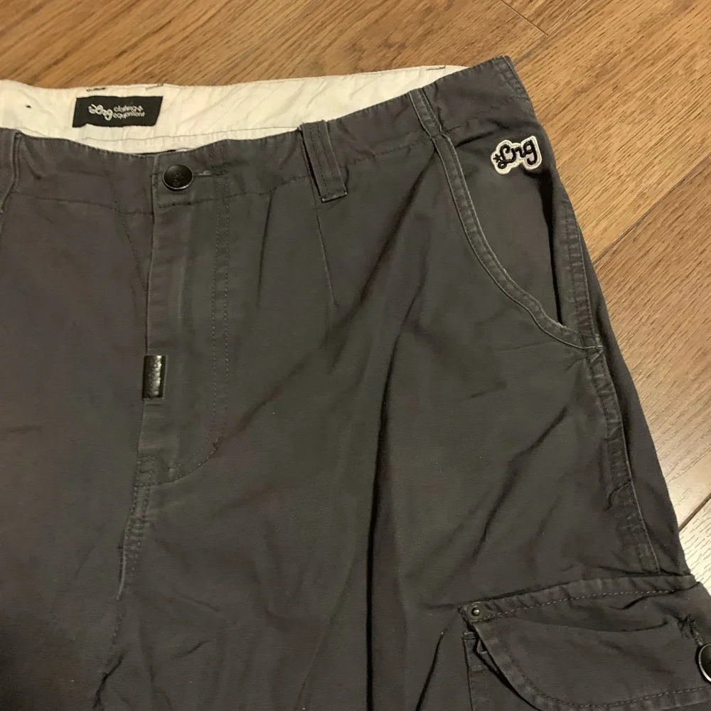 LRG Grey Cargo Shorts size 36 - Picture 3 of 8